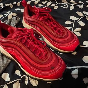 Red air max 97